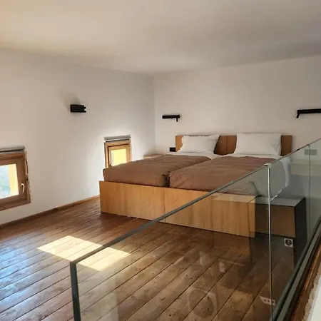 Kastello3 *